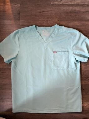 FIGS Technical Collection Leon One-Pocket Scrub Top Mint Green Men's